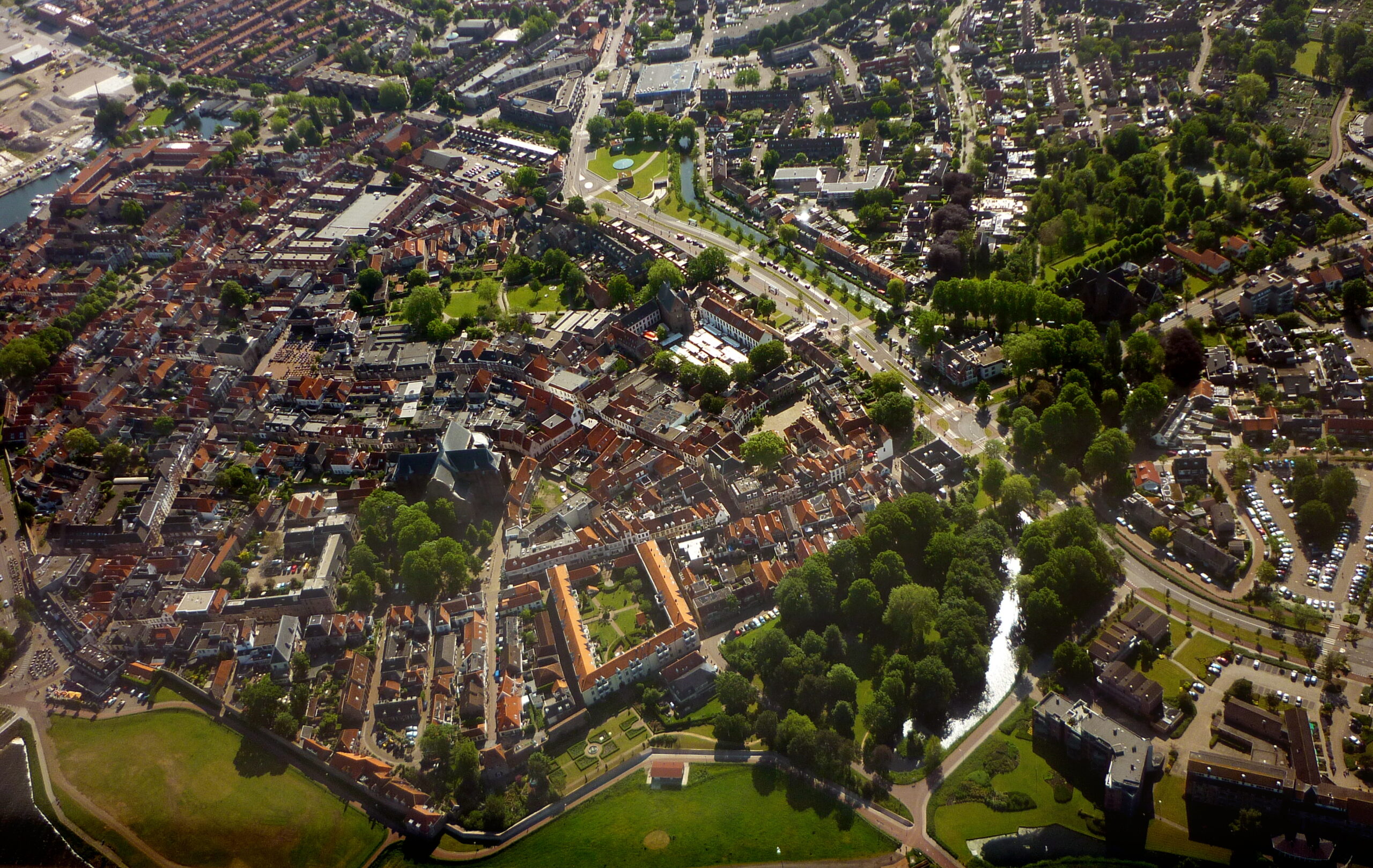 Luchtfoto van Harderwijk centrum