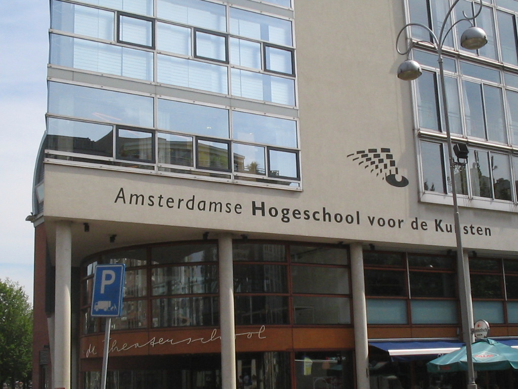 een foto van Amsterdamse hogeschool voor de kunsten